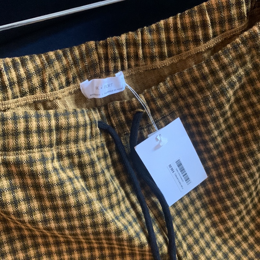 BNWT oak + fort yellow plaid pants
